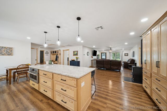 3340 SE 1083 Road, Red Oak, OK 74563