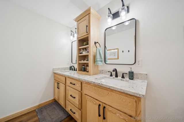 3340 SE 1083 Road, Red Oak, OK 74563