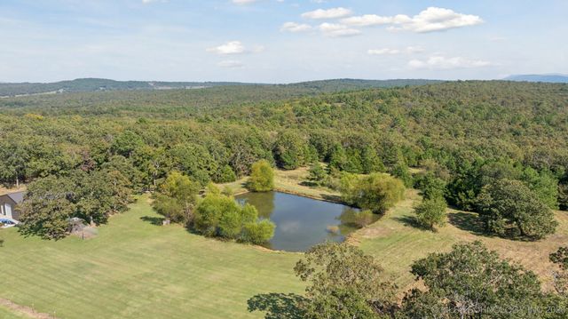 3340 SE 1083 Road, Red Oak, OK 74563