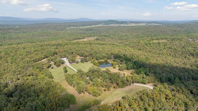 3340 SE 1083 Road, Red Oak, OK 74563