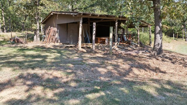 3340 SE 1083 Road, Red Oak, OK 74563