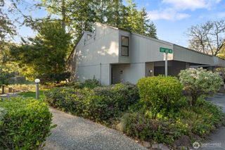 6351 139th Place NE #64, Redmond, WA 98052