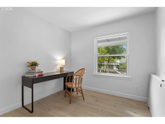 3913 Nw LAVINA St, Vancouver, WA 98660