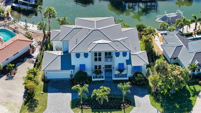 558 VENICE LANE, Sarasota, FL 34242