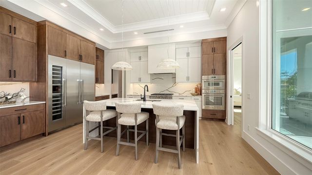 558 VENICE LANE, Sarasota, FL 34242