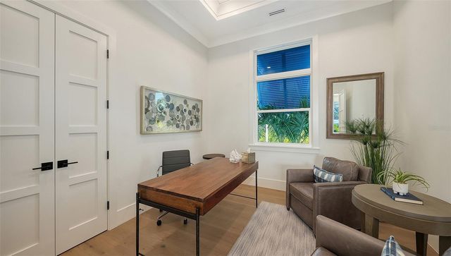 558 VENICE LANE, Sarasota, FL 34242