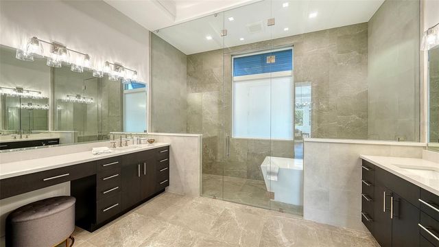 558 VENICE LANE, Sarasota, FL 34242