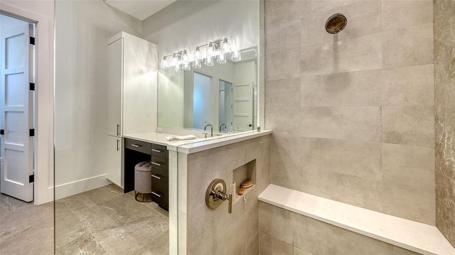 558 VENICE LANE, Sarasota, FL 34242