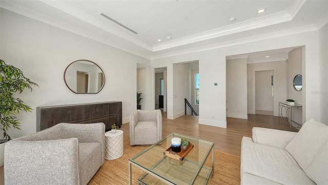 558 VENICE LANE, Sarasota, FL 34242