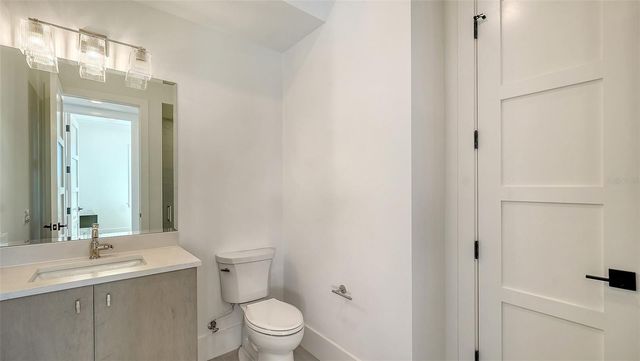 558 VENICE LANE, Sarasota, FL 34242