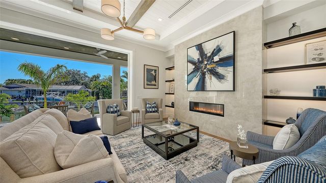 558 VENICE LANE, Sarasota, FL 34242