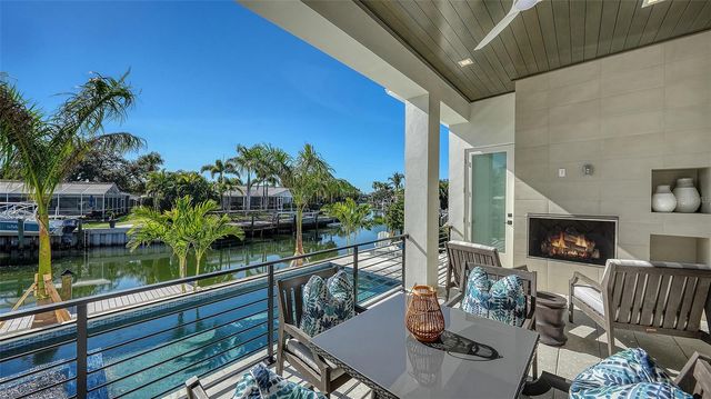 558 VENICE LANE, Sarasota, FL 34242