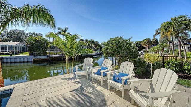 558 VENICE LANE, Sarasota, FL 34242