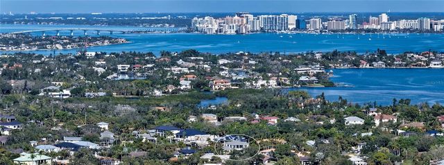 558 VENICE LANE, Sarasota, FL 34242