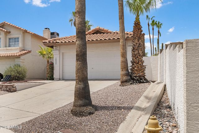 18426 N 16TH Place, Phoenix, AZ 85022