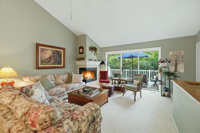 2203 Shetland Drive, Grand Rapids, MI 49505
