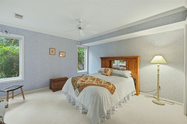 2203 Shetland Drive, Grand Rapids, MI 49505