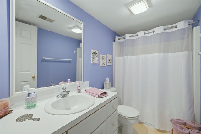 2203 Shetland Drive, Grand Rapids, MI 49505