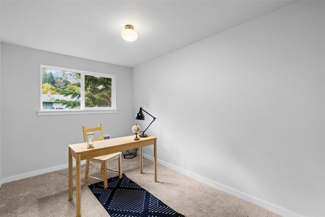 12418 SE 202nd Place, Kent, WA 98031