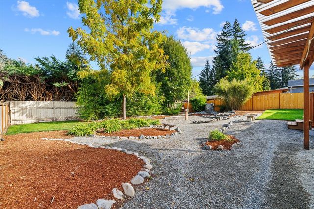 12418 SE 202nd Place, Kent, WA 98031