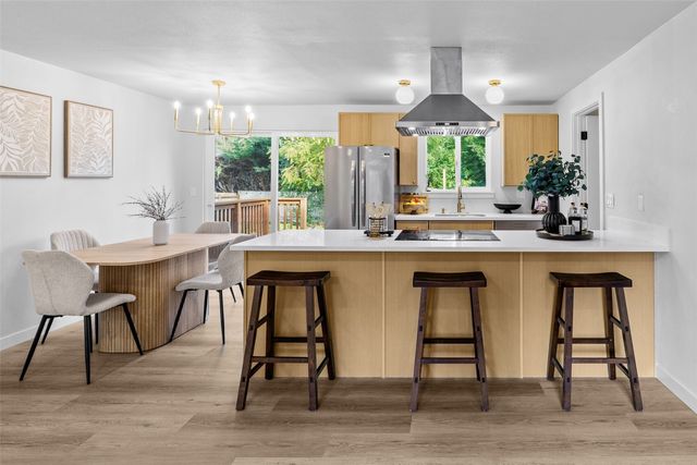 12418 SE 202nd Place, Kent, WA 98031