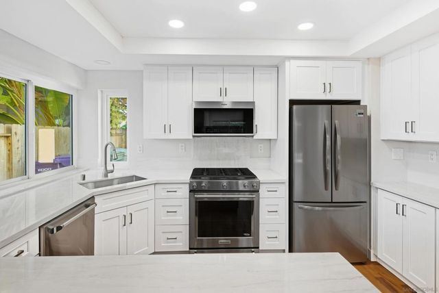 12959 Creek Park Dr, Poway, CA 92064