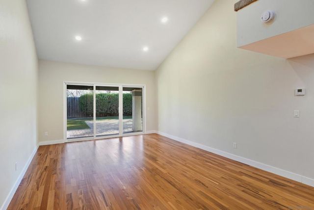 12959 Creek Park Dr, Poway, CA 92064