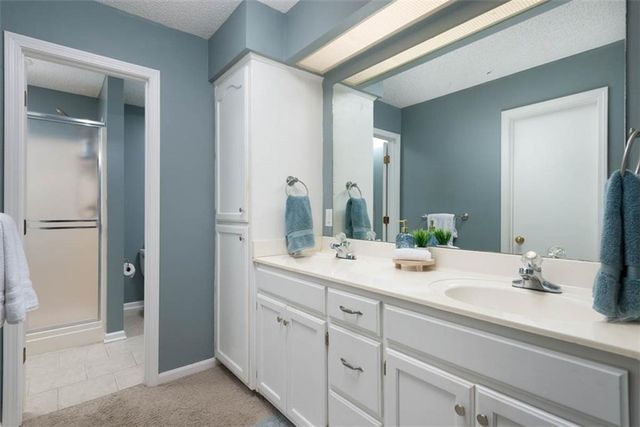 1449 NW Yankee Drive, Blue Springs, MO 64015