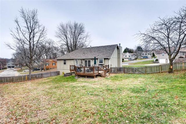 1449 NW Yankee Drive, Blue Springs, MO 64015