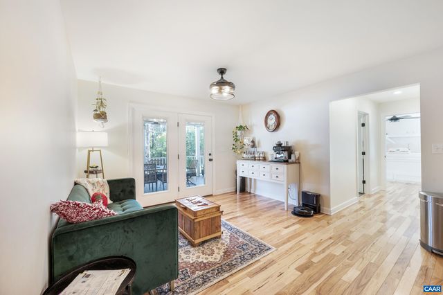 2072 CUMBERLAND RD, Farmville, VA 23901