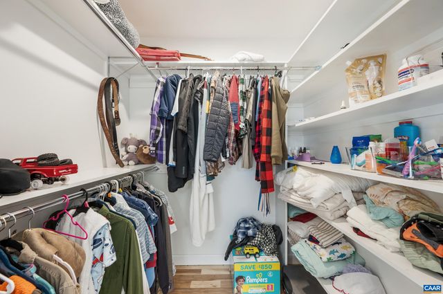 2072 CUMBERLAND RD, Farmville, VA 23901