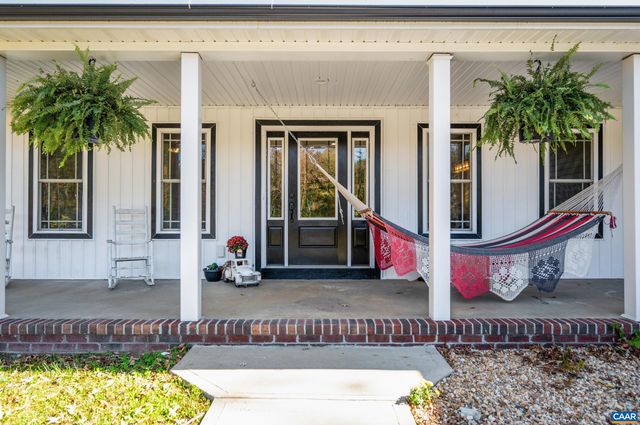 2072 CUMBERLAND RD, Farmville, VA 23901