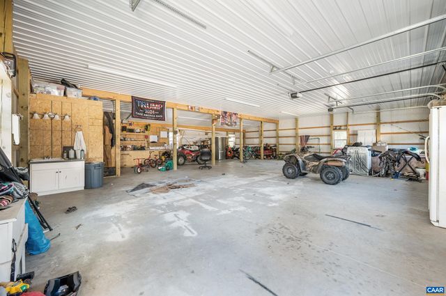 2072 CUMBERLAND RD, Farmville, VA 23901