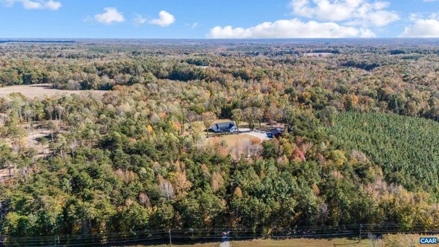 2072 CUMBERLAND RD, Farmville, VA 23901