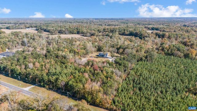 2072 CUMBERLAND RD, Farmville, VA 23901