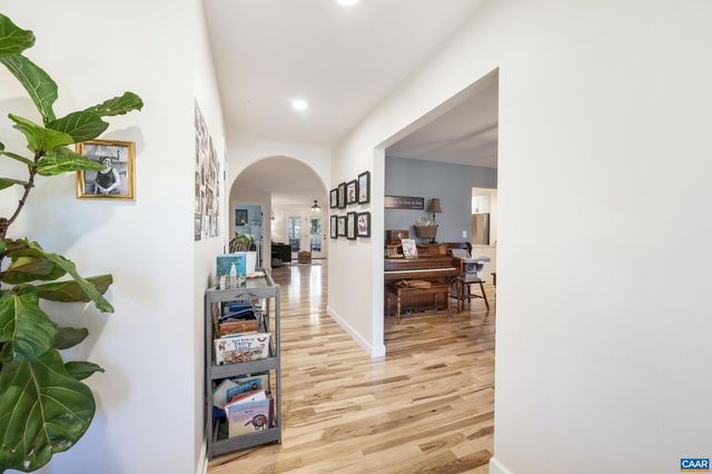 2072 CUMBERLAND RD, Farmville, VA 23901