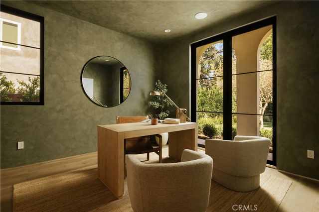 13853 Chandler, Sherman Oaks, CA 91401
