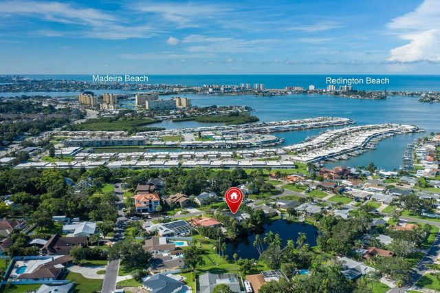 11555 PINE STREET, Seminole, FL 33772