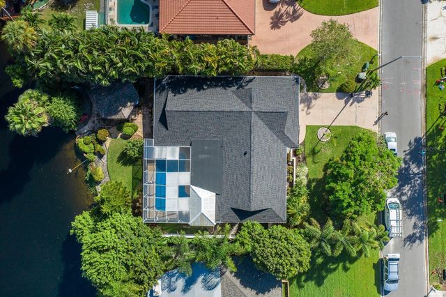 11555 PINE STREET, Seminole, FL 33772
