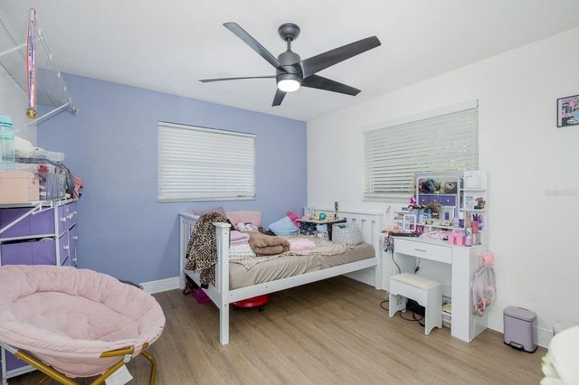 11555 PINE STREET, Seminole, FL 33772
