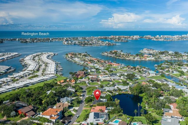 11555 PINE STREET, Seminole, FL 33772