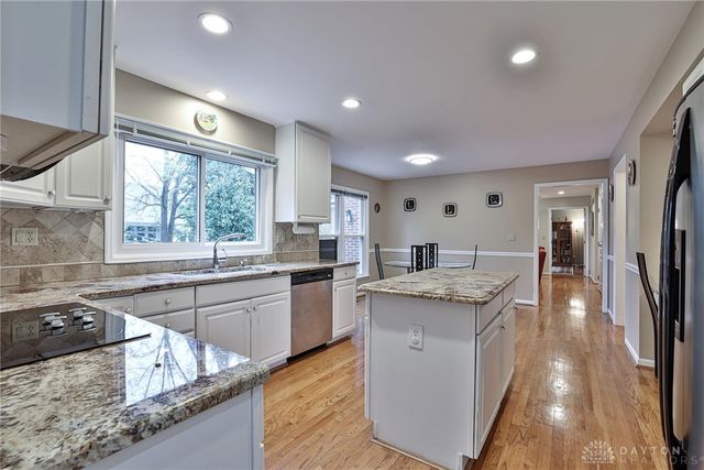 9829 Orchard Club Drive, Cincinnati, OH 45242