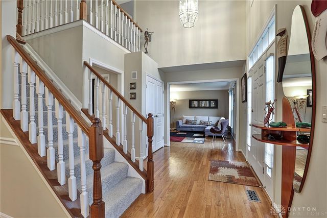 9829 Orchard Club Drive, Cincinnati, OH 45242