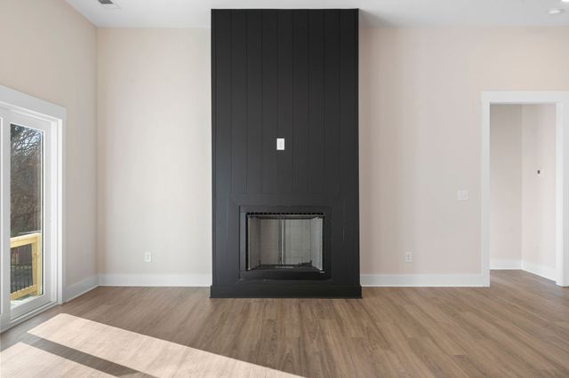 330 Thoroughbred Ln, Hartsville, TN 37074