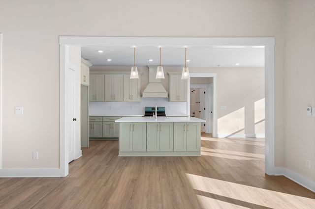 330 Thoroughbred Ln, Hartsville, TN 37074