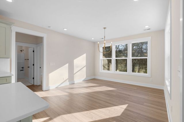 330 Thoroughbred Ln, Hartsville, TN 37074