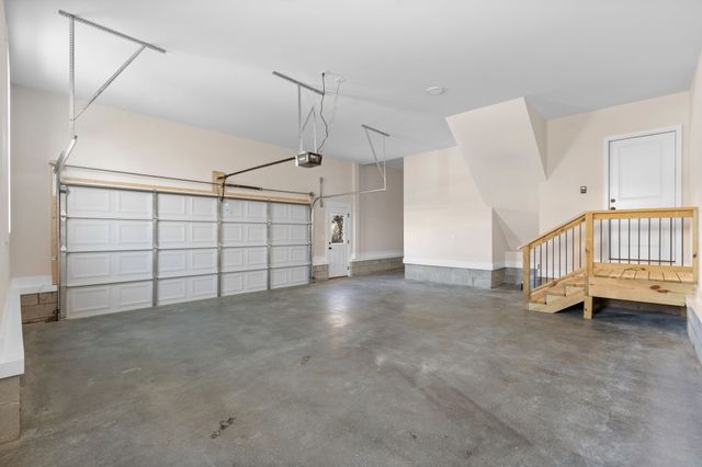 330 Thoroughbred Ln, Hartsville, TN 37074