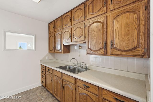 141 W William Carey Street, Corona De Tucson, AZ 85641
