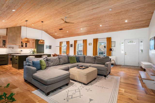 2923 Sugarbush Way, Charleston, SC 29414