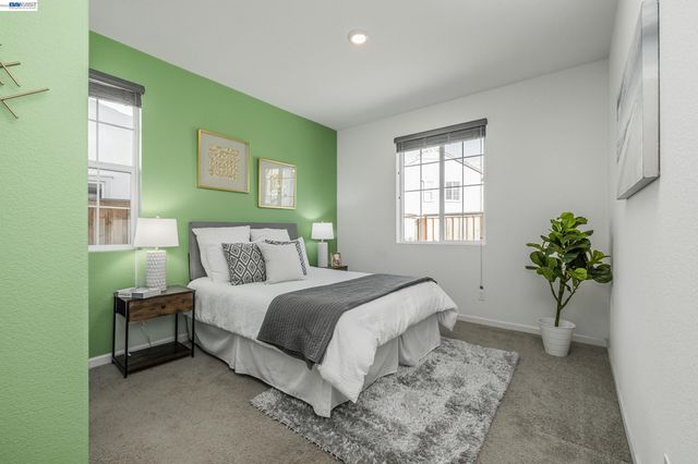 2891 Reyva Dhillon Ln, Tracy, CA 95377